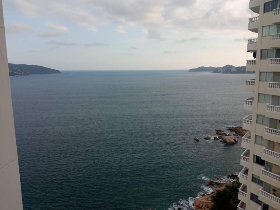 Suite Frente Al Mar En Torres Gemelas Acapulco Esterno foto